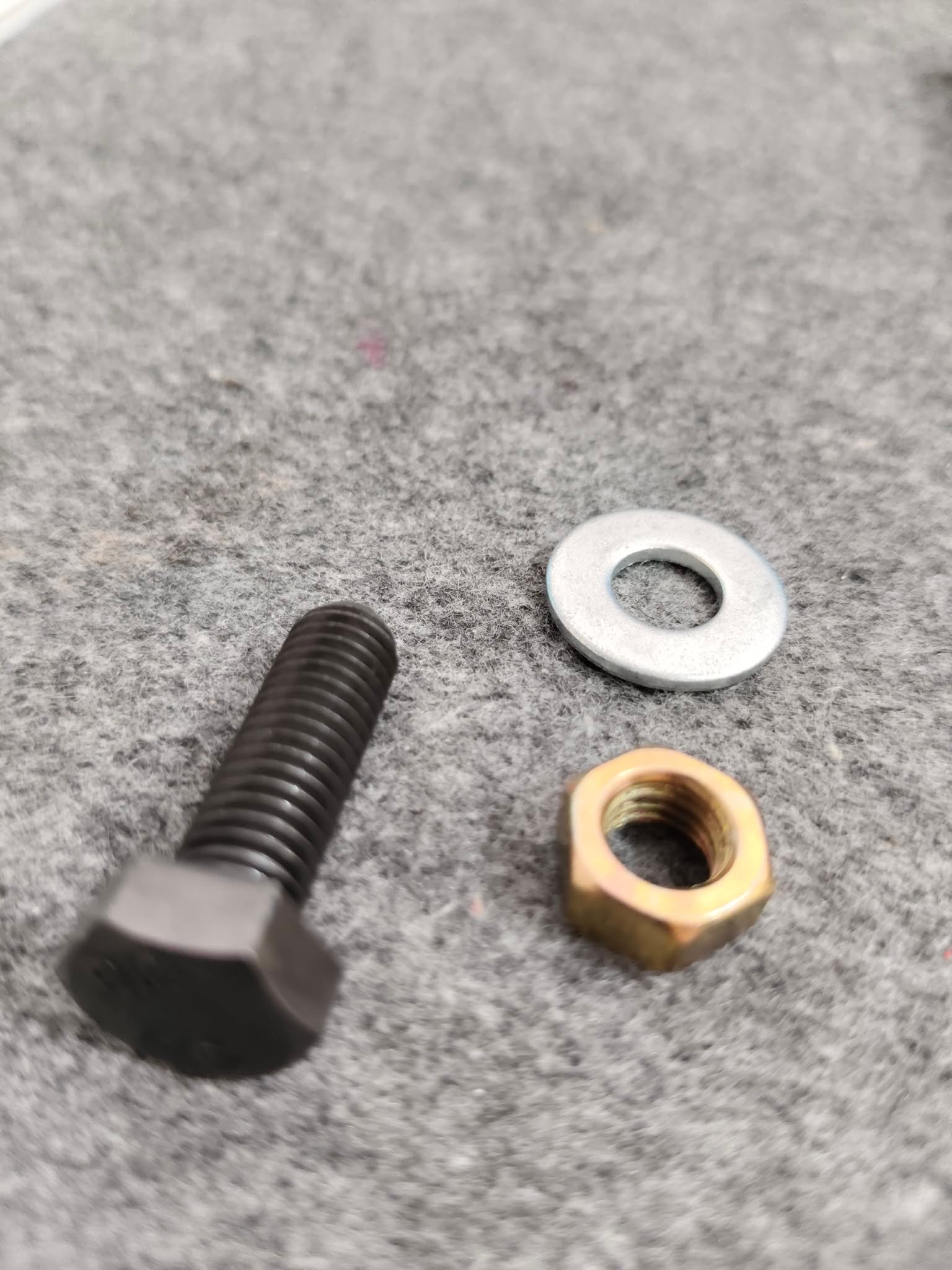 Hex bolt w/ nut and washer 8mm x 25mm High Tensile